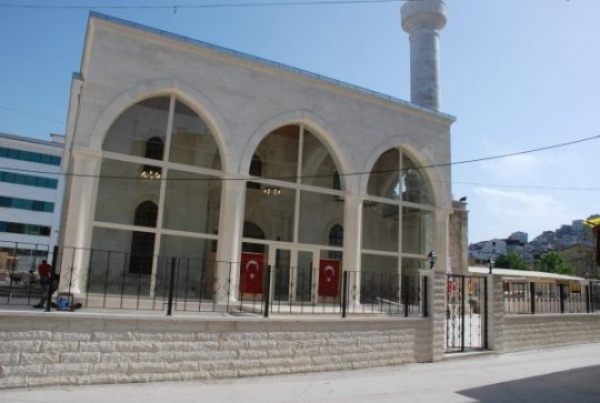 Atik İbrahim Paşa(Orta) Cami Nerede