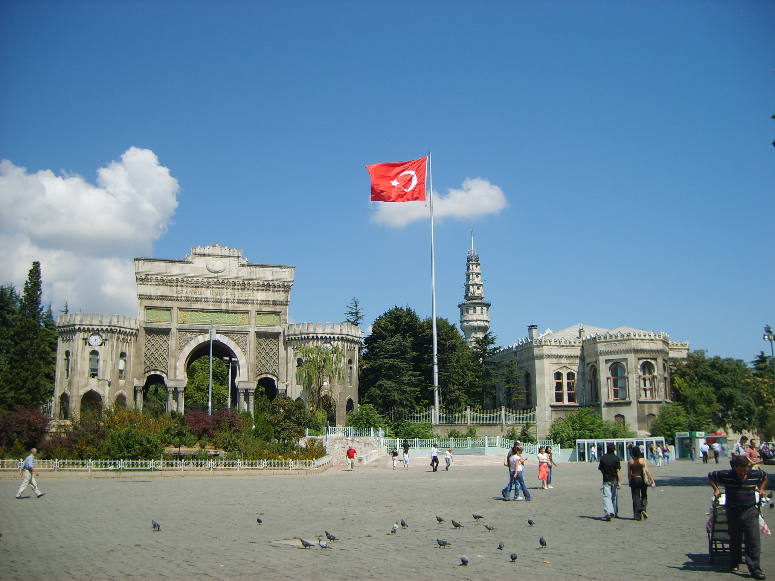 istanbul universitesi nerede nasil gidilir gezilecek yerler