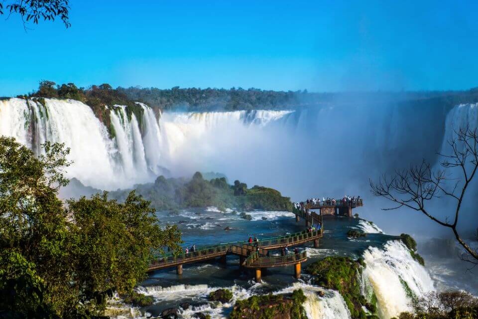 Iguazú Şelalesi