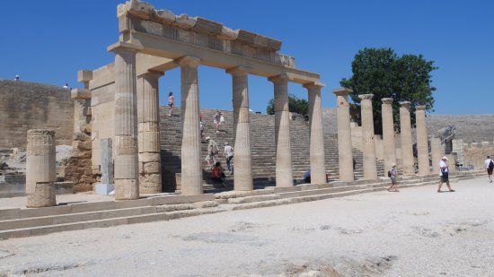 Lindos Akropolisi
