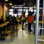 Yalova’da ‘hapishane’ konseptli kafe çalışanlar ve müşteriler…