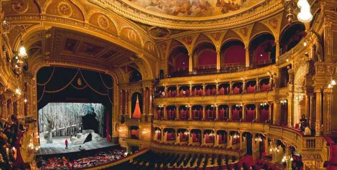 Macaristan Devlet Opera Binası